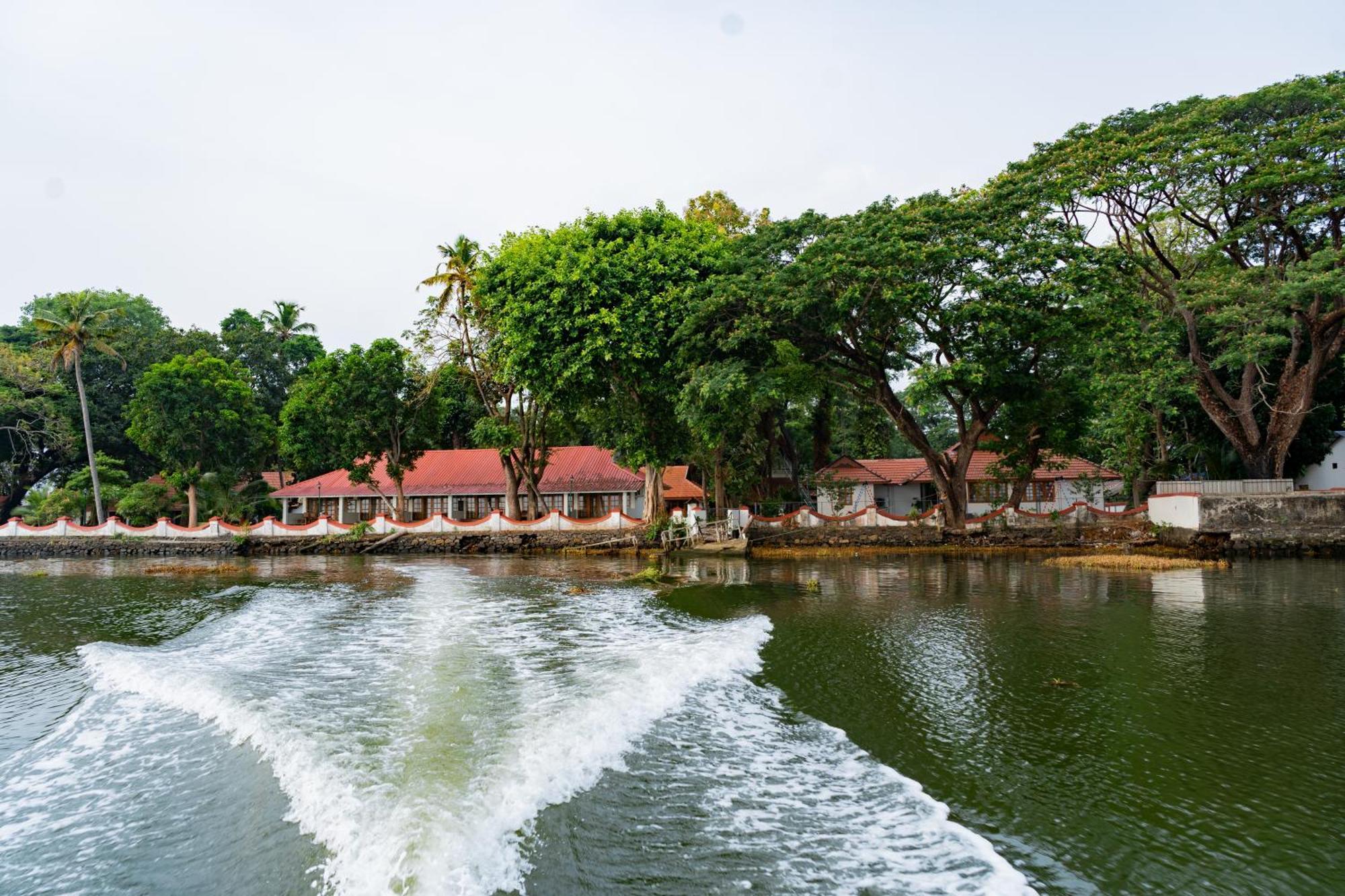 Ktdc Kumarakom Gateway Resort Alappuzha Zewnętrze zdjęcie
