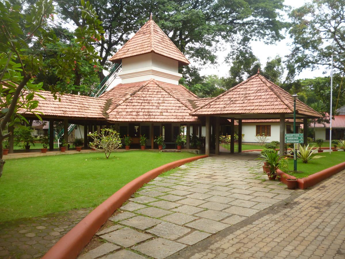 Ktdc Kumarakom Gateway Resort Alappuzha Zewnętrze zdjęcie